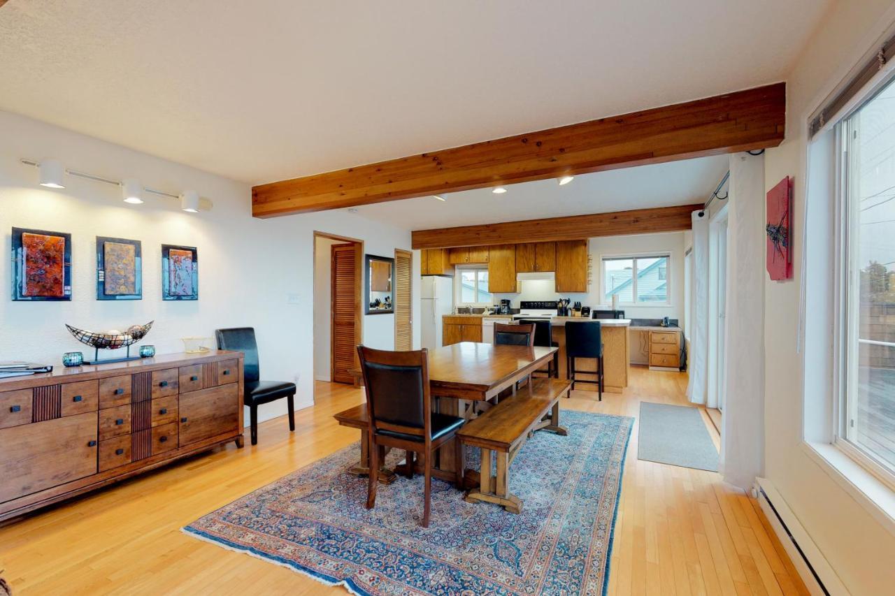 Newport'S Cypress Oceanview Home Exterior photo